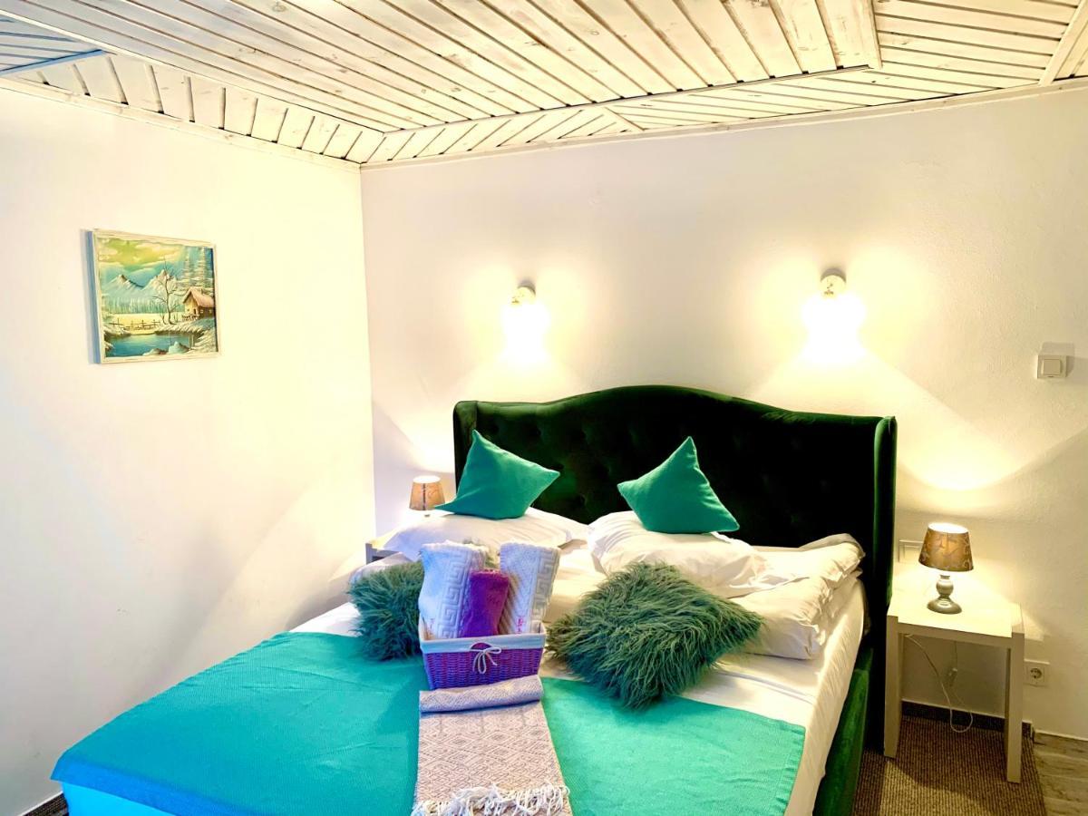 Anelisse Inn Moeciu De Sus Exterior photo